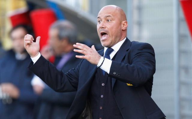 开云入口-苏宁备战搭建“临时增援团” 国米青训名帅现身督训