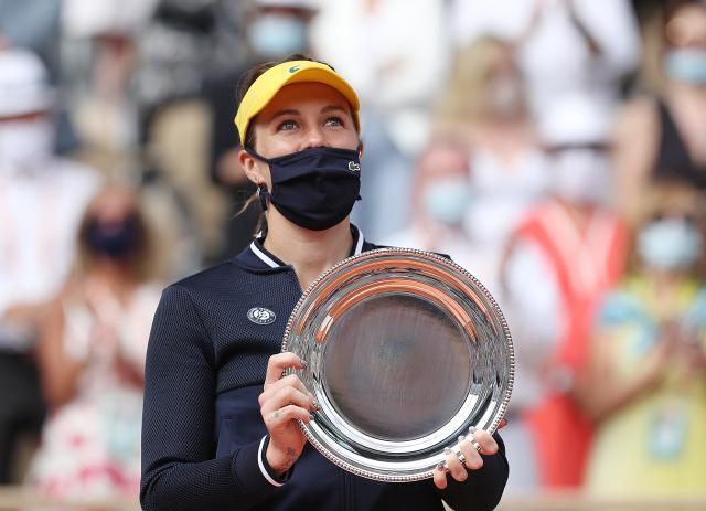 开云入口-年少成名却迟迎突破 帕夫柳琴科娃虽负但终破心魔